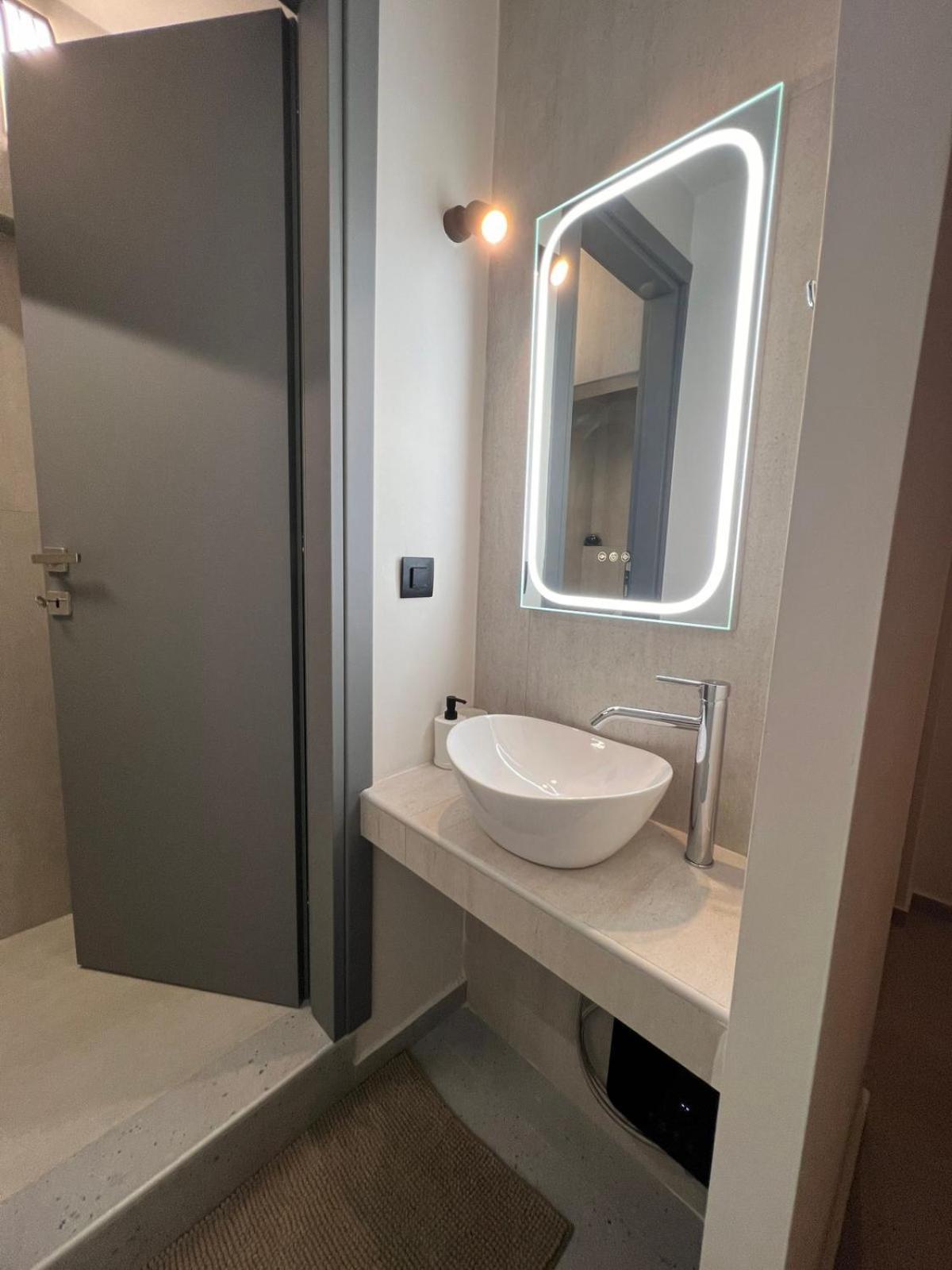 Apartment Falirou Athènes Extérieur photo